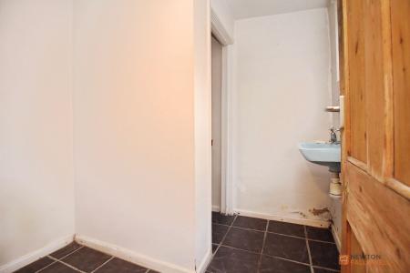 3 bedroom Terraced House for sale in Harrow Road, Leicester, LE3