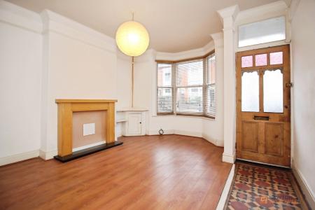 3 bedroom Terraced House for sale in Harrow Road, Leicester, LE3