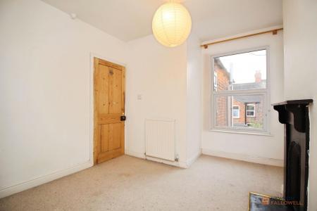 3 bedroom Terraced House for sale in Harrow Road, Leicester, LE3