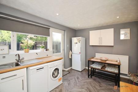 3 bedroom Semi-detached house for sale in Newquay Close, Hinckley, LE10