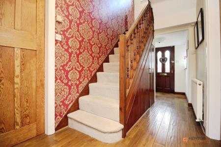 5 bedroom Detached house for sale in Station Road, Kirby Muxloe, LE9