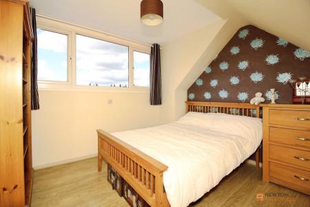 5 bedroom Detached house for sale in Station Road, Kirby Muxloe, LE9