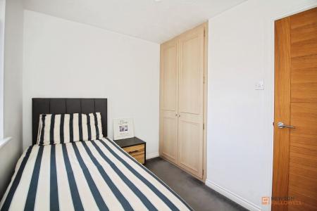 4 bedroom Detached house for sale in Jewsbury Way, Braunstone, LE3