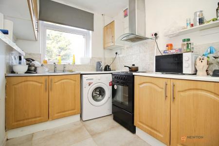 3 bedroom End of terrace house for sale in Rancliffe Crescent, Leicester, LE3