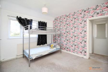 3 bedroom End of terrace house for sale in Rancliffe Crescent, Leicester, LE3