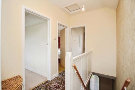4 bedroom Semi-detached house for sale in Fairbourne Road, Leicester, LE3