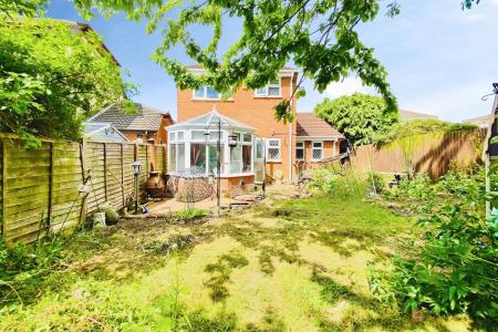 3 bedroom Detached house for sale in Ambergate Close, Broughton Astley, LE9