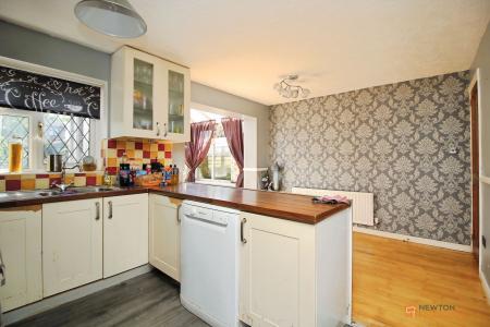 3 bedroom Detached house for sale in Ambergate Close, Broughton Astley, LE9