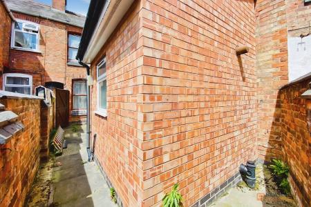 2 bedroom Terraced House for sale in Wilberforce Road, Leicester, LE3