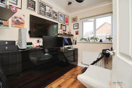 3 bedroom Semi-detached house for sale in Ferrars Court, Braunstone, LE3