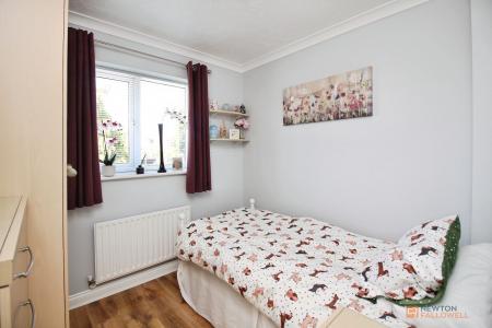 3 bedroom Semi-detached house for sale in Ferrars Court, Braunstone, LE3