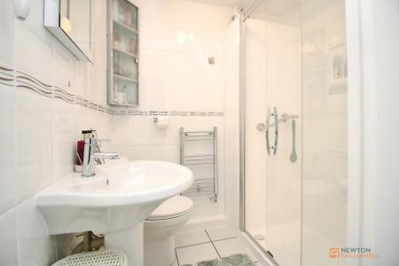 3 bedroom Semi-detached house for sale in Ferrars Court, Braunstone, LE3