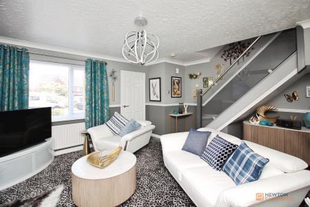 3 bedroom Semi-detached house for sale in Ferrars Court, Braunstone, LE3