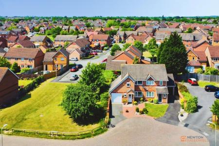 3 bedroom Semi-detached house for sale in Ferrars Court, Braunstone, LE3