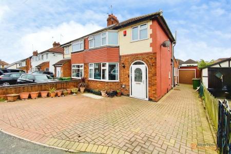 3 bedroom Semi-detached house for sale in Edith Avenue, Leicester, LE3