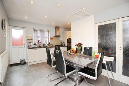 3 bedroom Semi-detached house for sale in Edith Avenue, Leicester, LE3