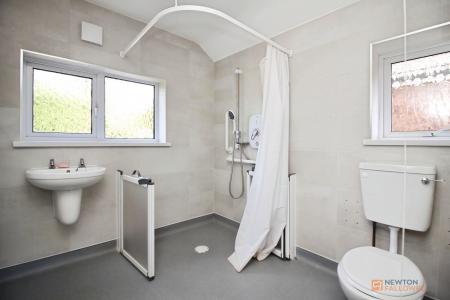 3 bedroom Detached house for sale in Watergate Lane, Leicester, LE3