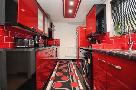 3 bedroom Terraced House for sale in Morpeth Avenue, Leicester, LE4