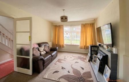 3 bedroom Detached house for sale in Fishpools, Leicester, LE3