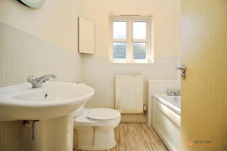 3 bedroom Semi-detached house for sale in Riseholme Close, Leicester, LE3