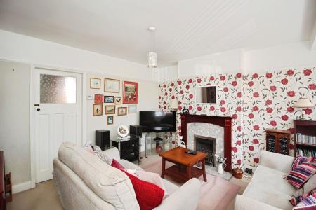 3 bedroom Semi-detached house for sale in Wilnicott Road, Leicester, LE3
