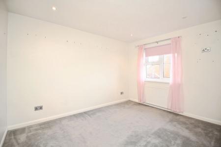 4 bedroom Detached house for sale in Marigold Way, Narborough, LE19