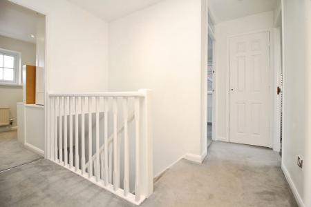 4 bedroom Detached house for sale in Marigold Way, Narborough, LE19