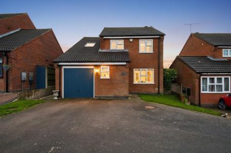 4 bedroom Detached house for sale in Marigold Way, Narborough, LE19