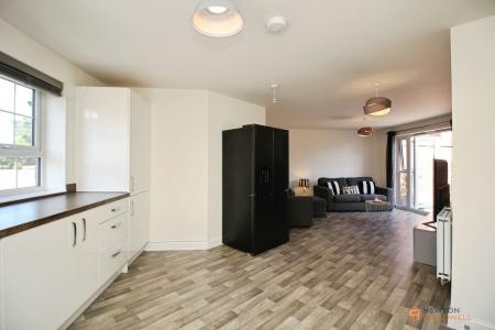 2 bedroom Flat for sale in Dionard Drive, Lubbesthorpe, LE19