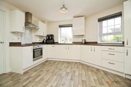 2 bedroom Flat for sale in Dionard Drive, Lubbesthorpe, LE19