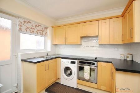 3 bedroom Detached bungalow for sale in Woodcote Road, Leicester, LE3