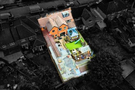 4 bedroom Semi-detached house for sale in Imperial Avenue, Leicester, LE3