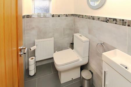 4 bedroom Detached house for sale in Cooke Close, Braunstone, LE3