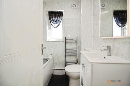 3 bedroom Semi-detached house for sale in Boynton Road, Leicester, LE3