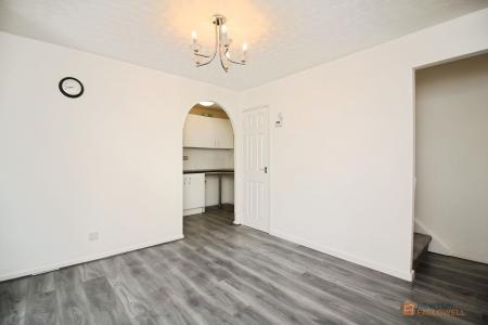 2 bedroom Terraced House for sale in Heatherbrook Road, Leicester, LE4