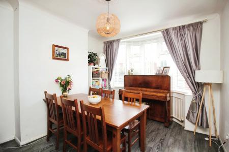 3 bedroom Semi-detached house for sale in Acres Road, Leicester Forest East, LE3