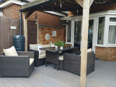 3 bedroom Semi-detached house for sale in Acres Road, Leicester Forest East, LE3