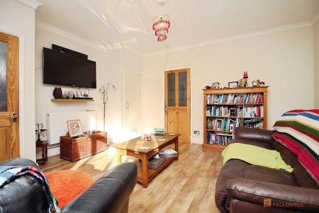 3 bedroom Semi-detached house for sale in Tower Road, Earl Shilton, LE9