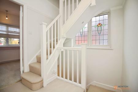 4 bedroom Semi-detached house for sale in Hinckley Road, Leicester, LE3