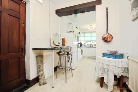 3 bedroom Detached house for sale in Narborough Road South, Leicester, LE3