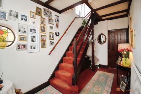 3 bedroom Detached house for sale in Narborough Road South, Leicester, LE3