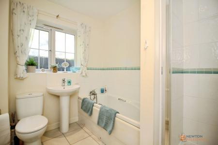 2 bedroom Semi-detached bungalow for sale in Field Gate Gardens, Glenfield, LE3