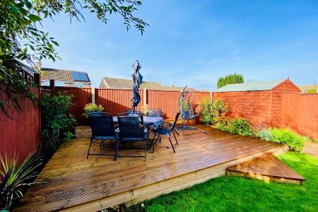 3 bedroom Semi-detached house for sale in Bignal Drive, Leicester Forest East, LE3