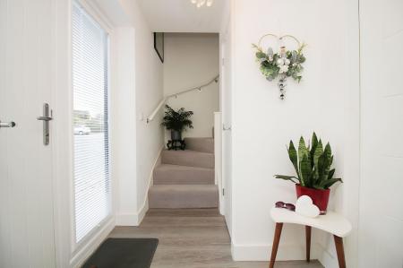 2 bedroom Detached house for sale in Barry Close, Kirby Muxloe, LE9
