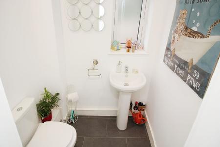 2 bedroom Detached house for sale in Barry Close, Kirby Muxloe, LE9