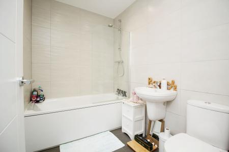 2 bedroom Detached house for sale in Barry Close, Kirby Muxloe, LE9