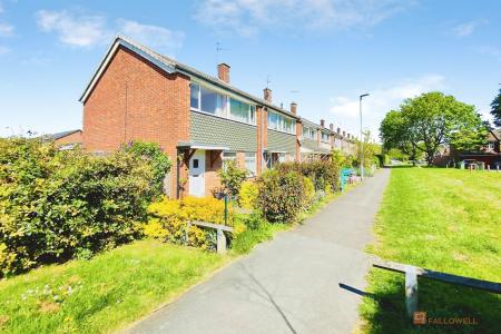 3 bedroom End of terrace house for sale in Shanklin Gardens, Leicester Forest East, LE3