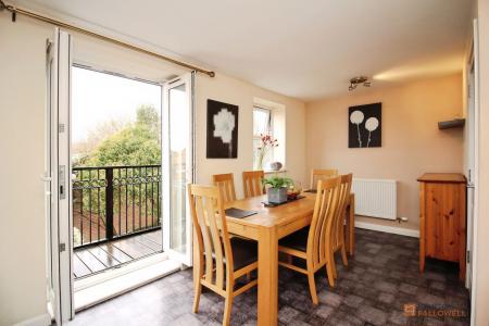 4 bedroom End of terrace house for sale in Livingstone Lane, Earl Shilton, LE9