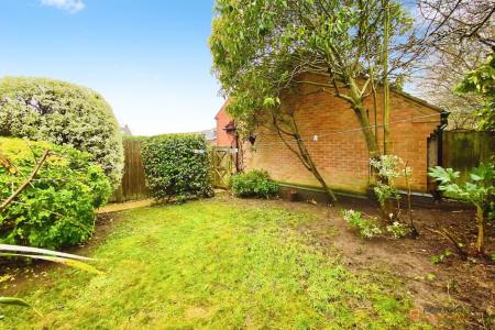 4 bedroom End of terrace house for sale in Livingstone Lane, Earl Shilton, LE9