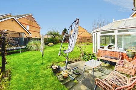 4 bedroom Detached house for sale in Foxon Way, Braunstone, LE3
